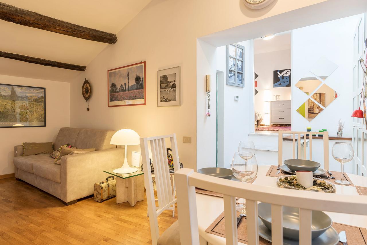 Penthouse With Terrace In The Heart Of Romeアパートメント エクステリア 写真