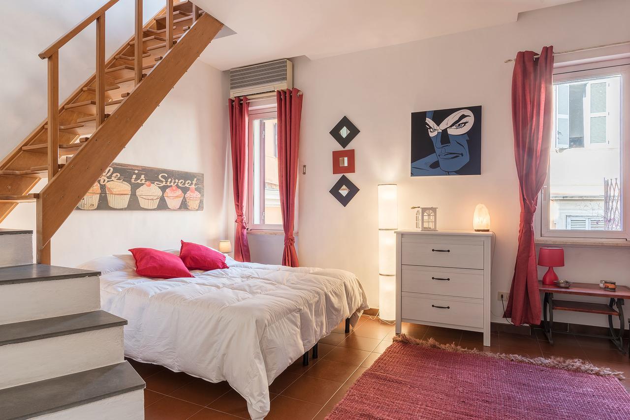 Penthouse With Terrace In The Heart Of Romeアパートメント エクステリア 写真