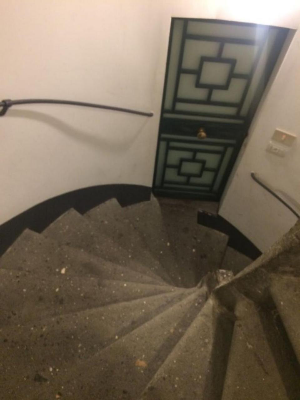 Penthouse With Terrace In The Heart Of Romeアパートメント エクステリア 写真